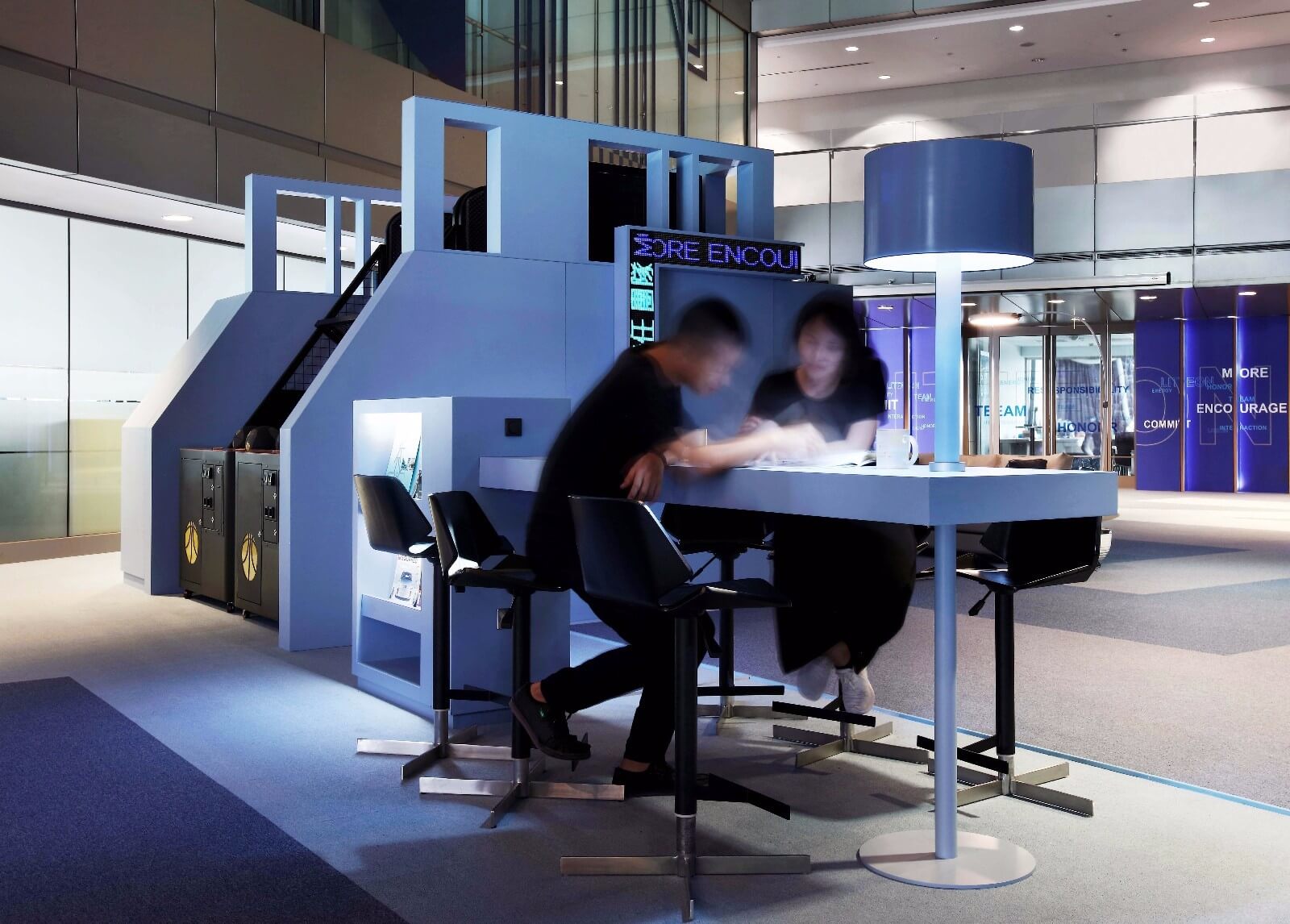 Light up辦公室，辦公室設計，台灣設計，燈光設計