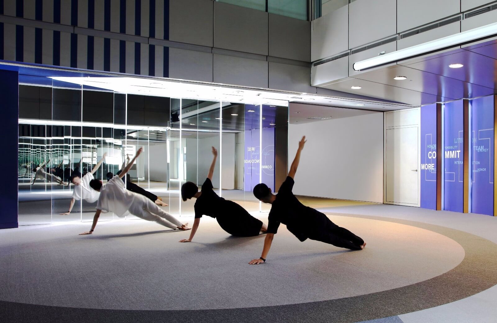 Light up辦公室，辦公室設計，台灣設計，燈光設計