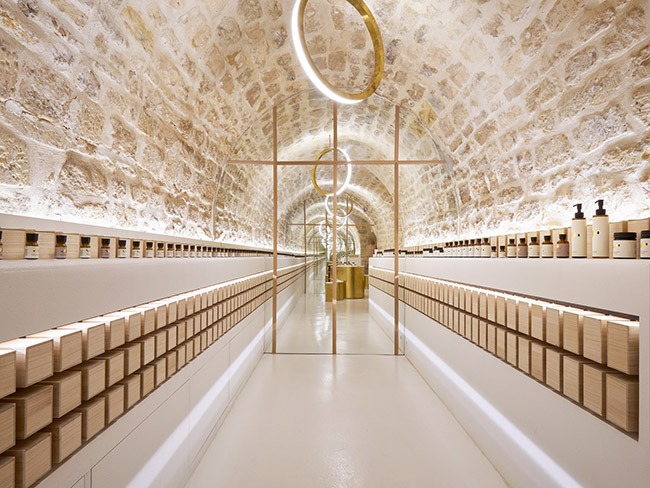 商業空間,化妝品品牌店設計,精品店設計,時尚空間