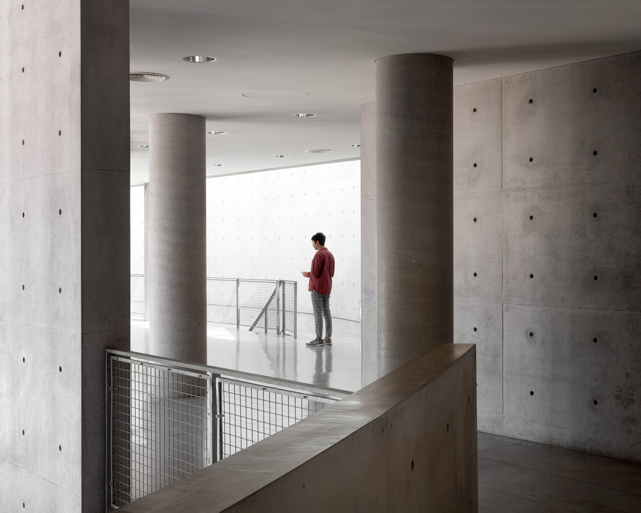 安藤忠雄，建築設計，混凝土建築，建築改造，清水混凝土