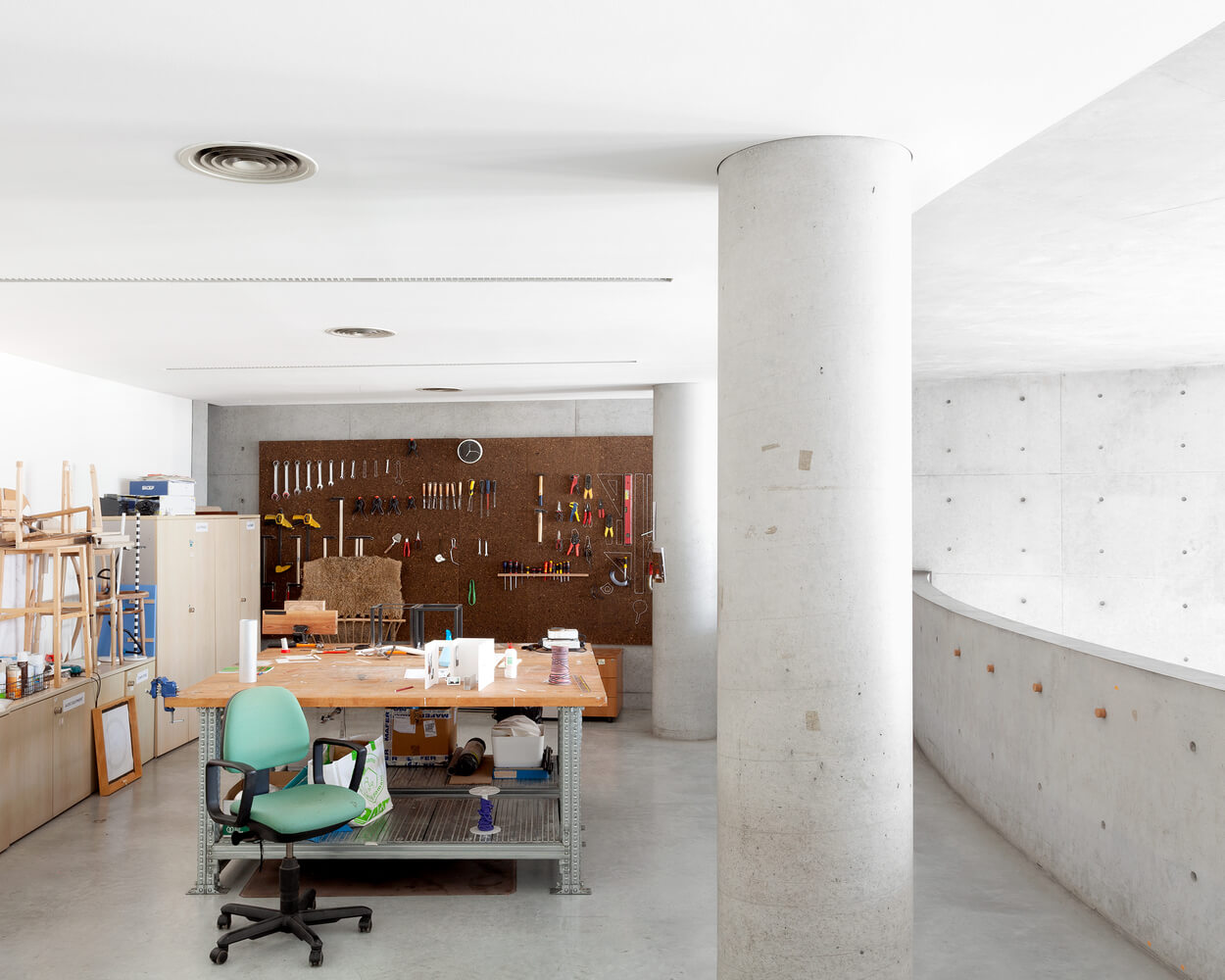 安藤忠雄，建築設計，混凝土建築，建築改造，清水混凝土