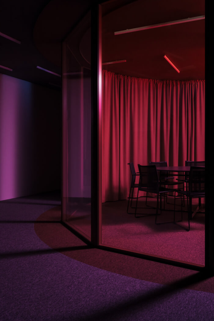 辦公室設計,現代風格辦公空間,遊戲公司辦公室設計,色彩構成,國外辦公室設計