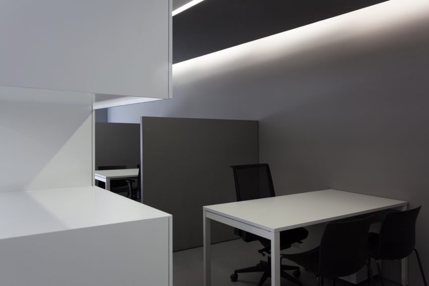 辦公室設計,OAV辦公室,極簡主義,黑白灰色調辦公室,現代風格辦公室