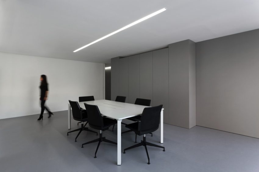 辦公室設計,OAV辦公室,極簡主義,黑白灰色調辦公室,現代風格辦公室