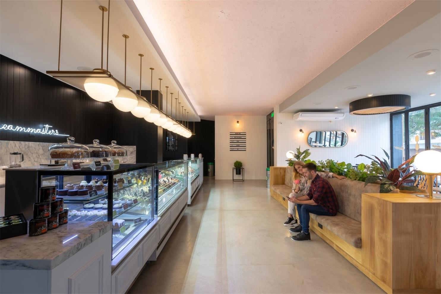 餐飲空間,冰淇淋旗艦店,阿根廷,FERRO & ASSOC.