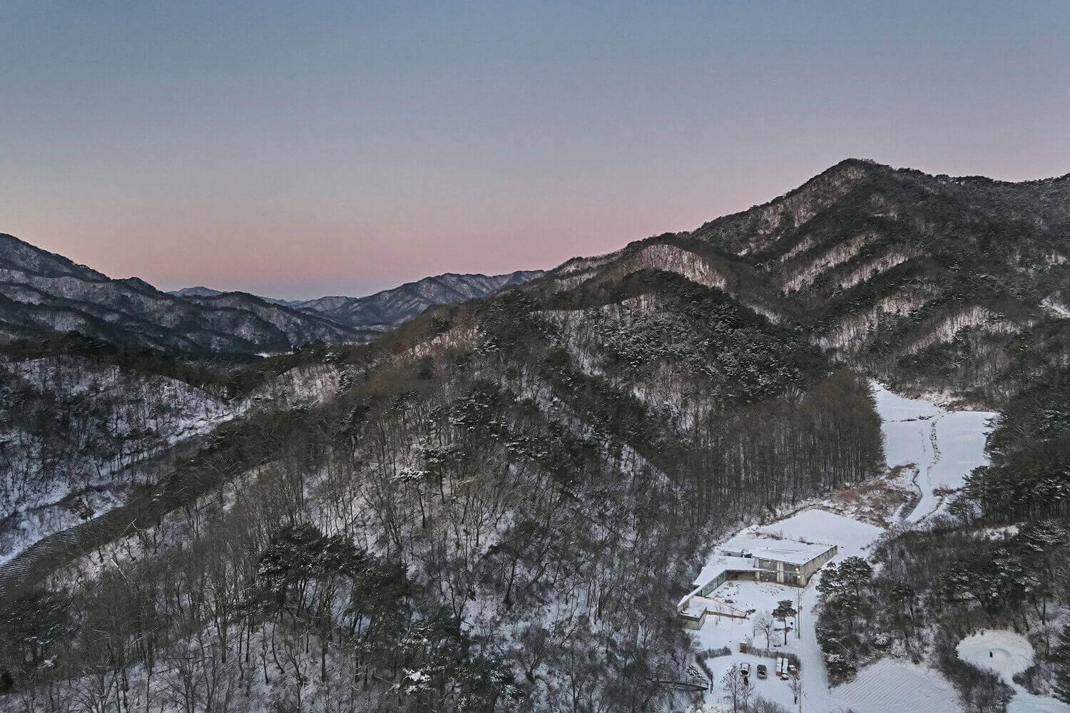 韓國室內設計,郊區建築,住宅空間,國外室內設計,人與自然
