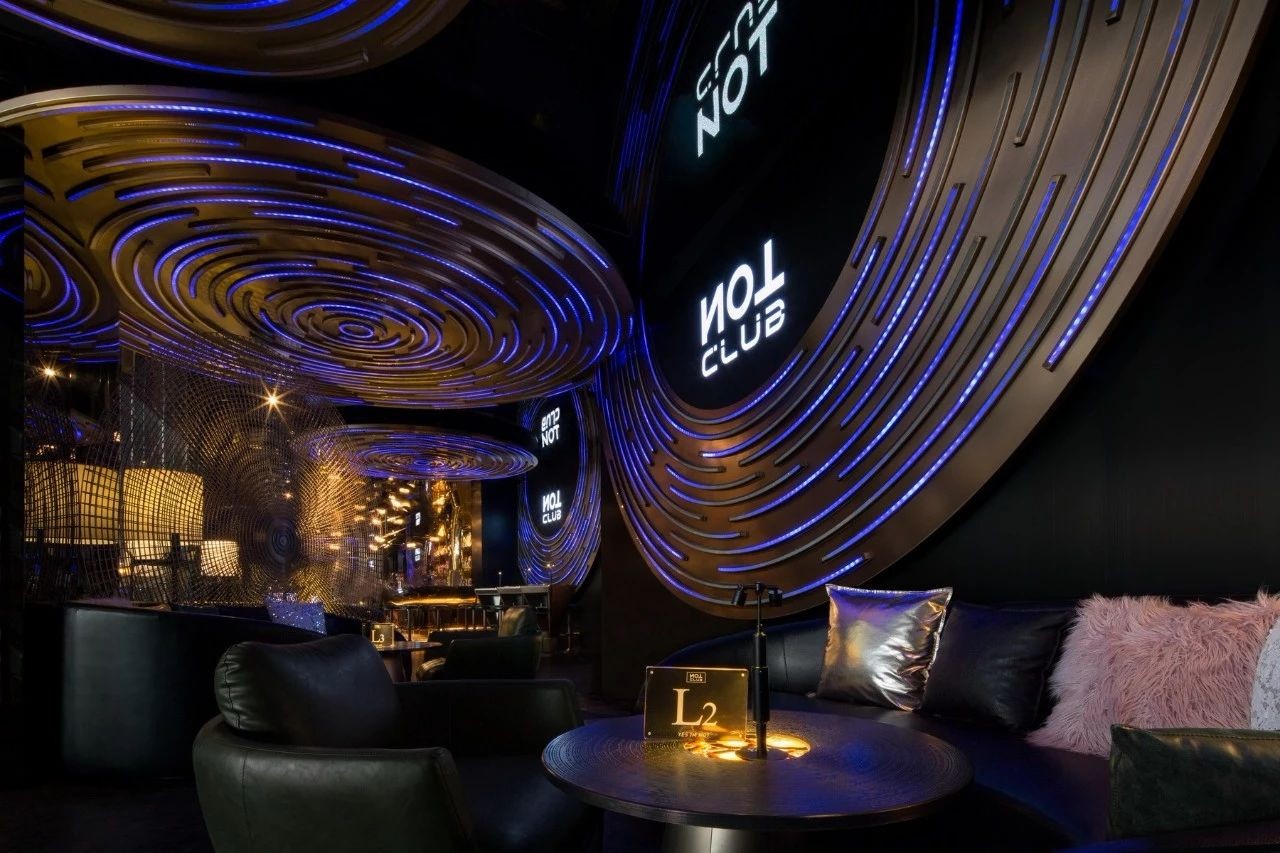 酒吧設計，黃永才，太空主題酒吧設計，星艦酒吧，廣州酒吧