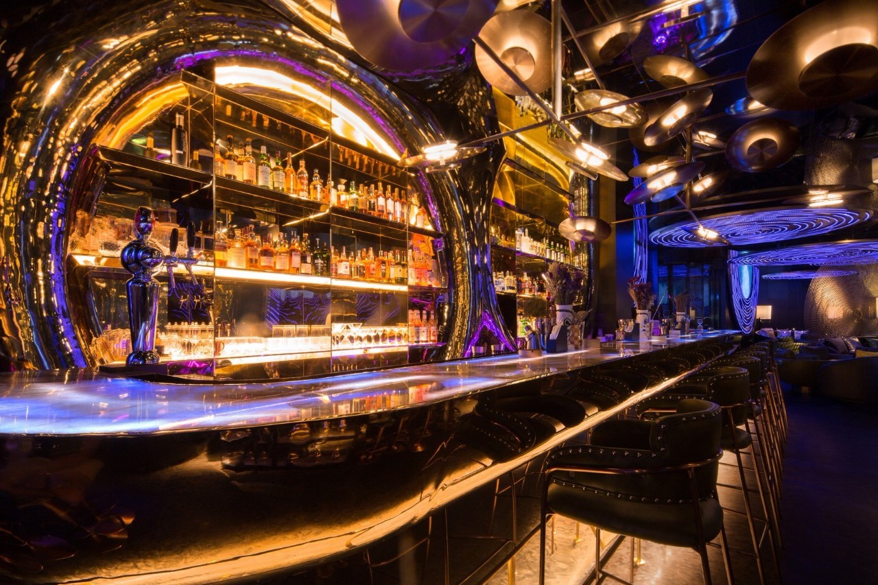 酒吧設計，黃永才，太空主題酒吧設計，星艦酒吧，廣州酒吧