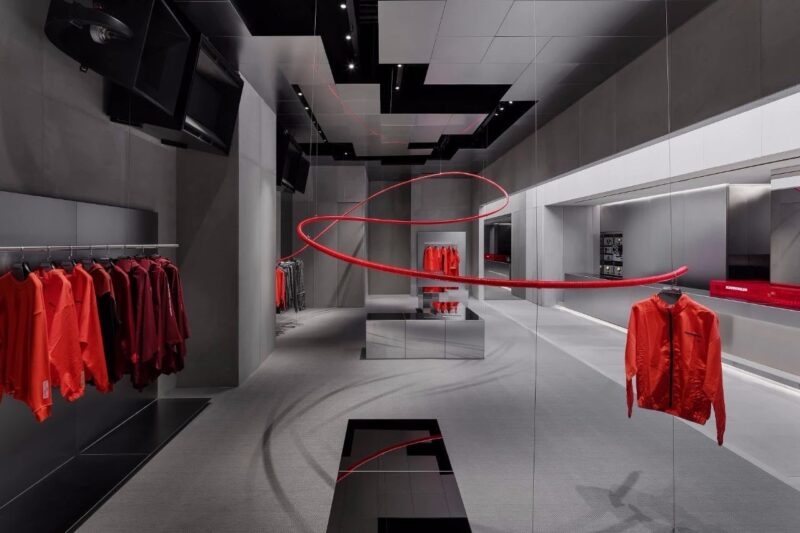 東倉建設 | 深圳服裝品牌ROARINGWILD店