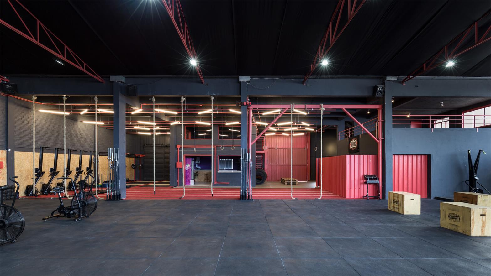 商業空間,建築改造,巴西,SuperForce CrossFit新總部,空間改造