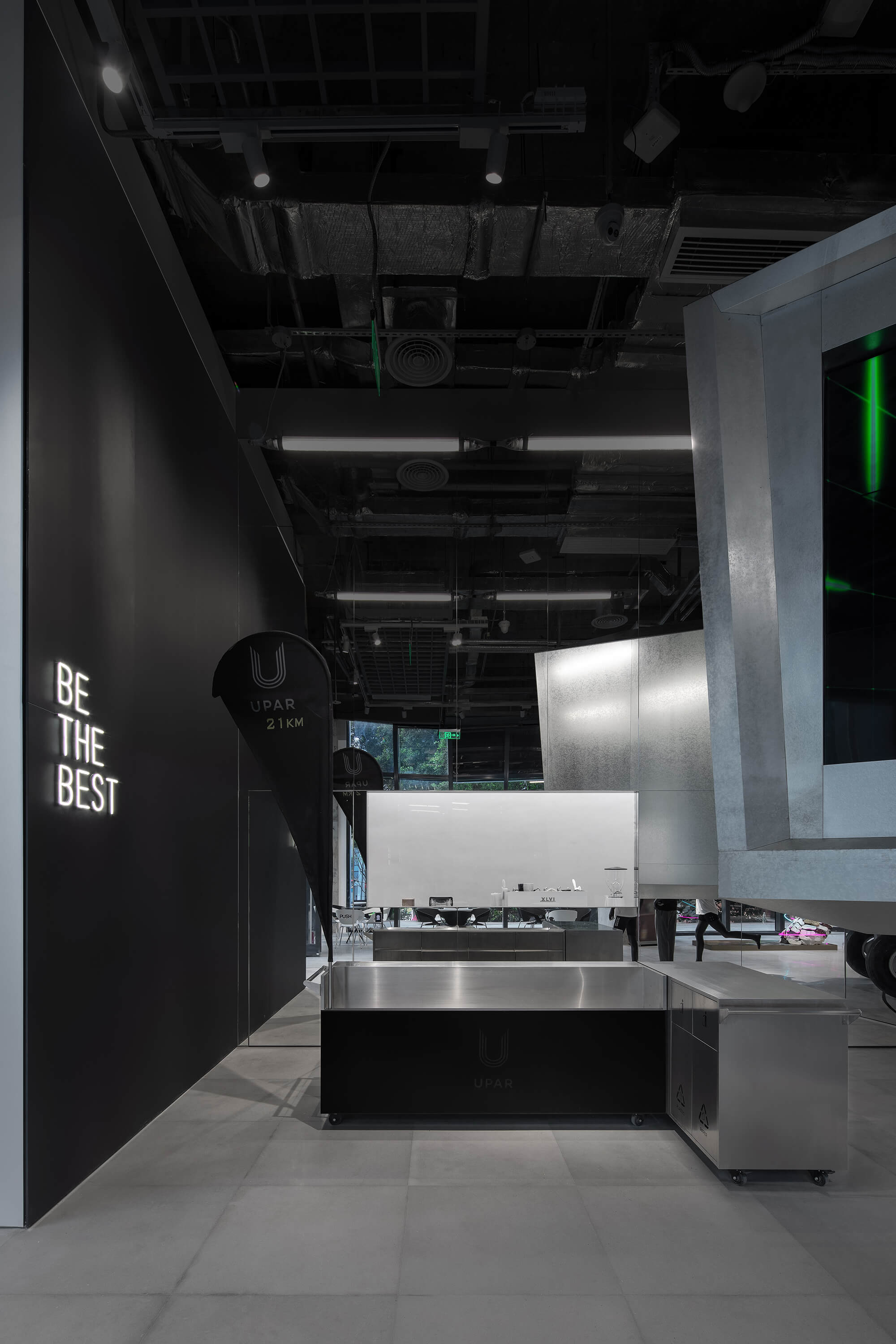 商業空間，燈光設計，UPAR旗艦店燈光設計，深圳萬象天地，大觀國際