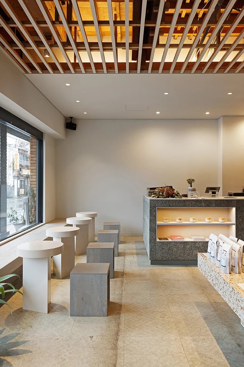 餐飲設計，餐飲空間，日式咖啡館，水磨石，現代風格，日本盛岡