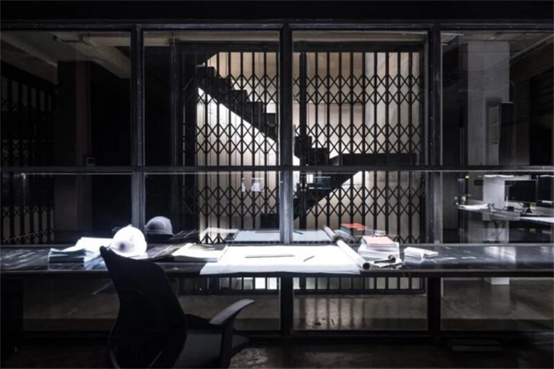 曼穀聯排別墅改造CC現代多層辦公室