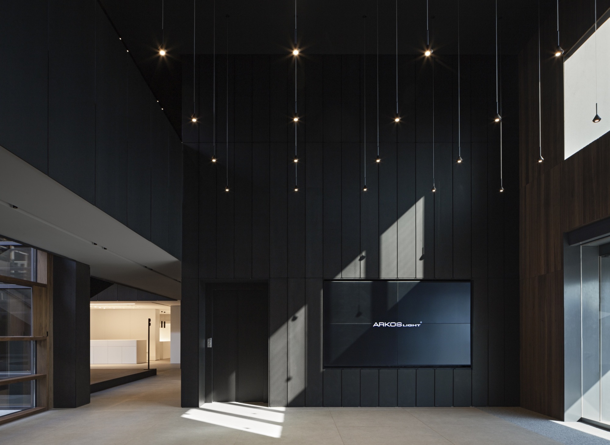 辦公空間，工業風，複合空間，西班牙，Francesc Rife