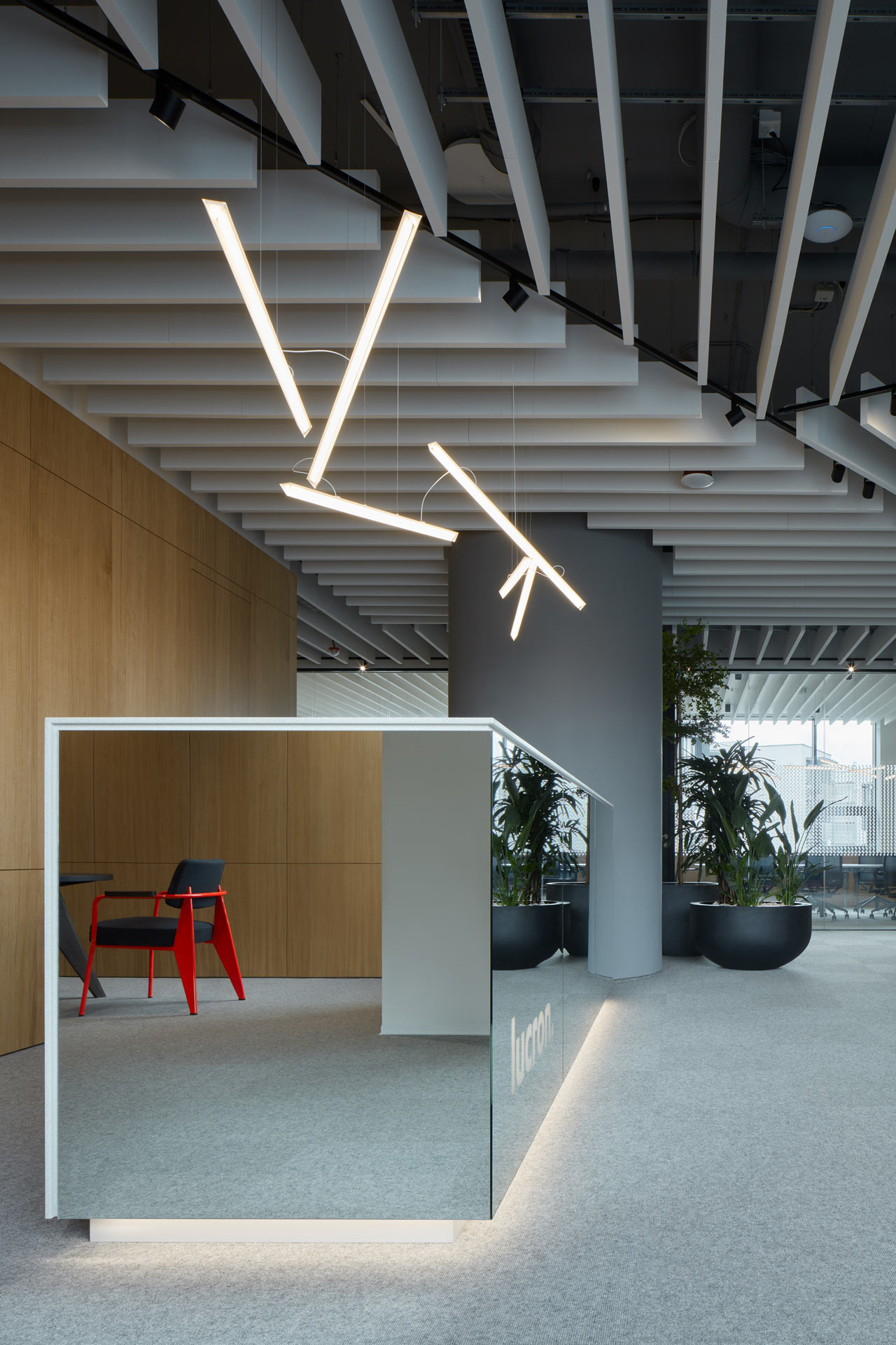 辦公設計,國外辦公設計,現代辦公空間,現代風格,LUCRON辦公室