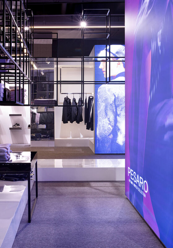 鼎點設計 | 桂林奧特萊斯服裝專賣店