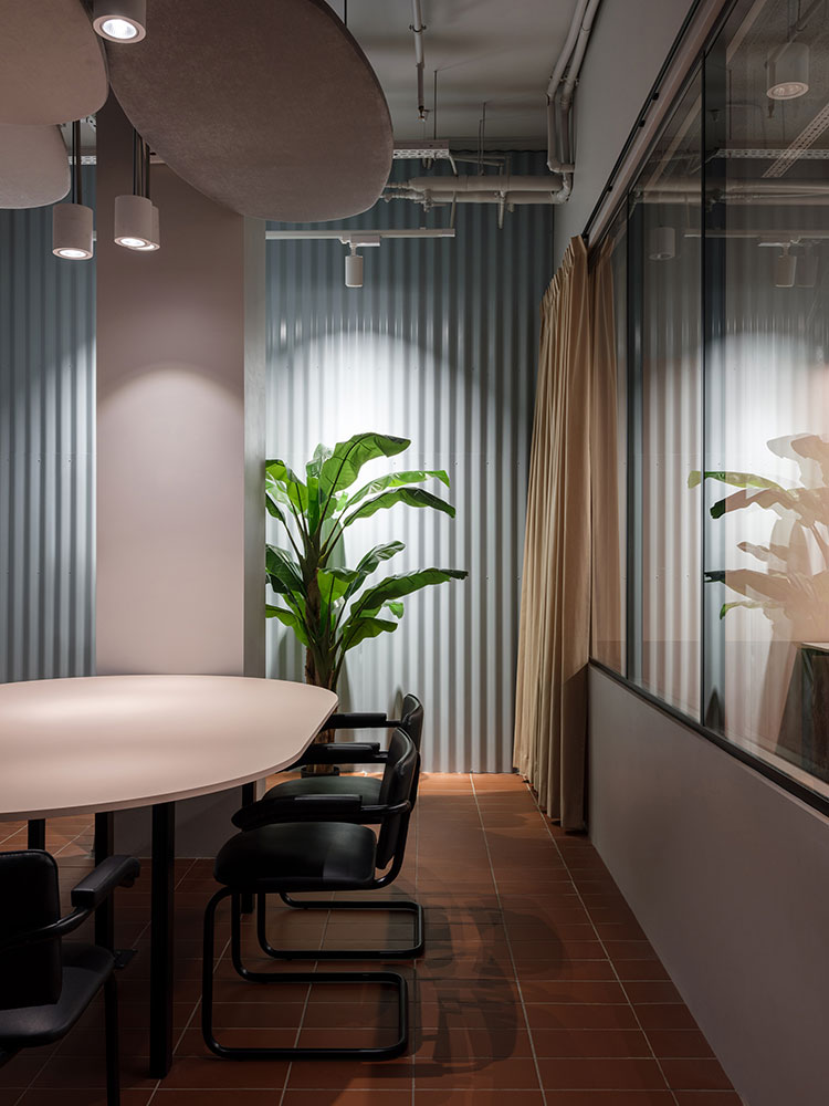 辦公空間，現代主義，先鋒主義，GISMART新辦公室，Dudes architect