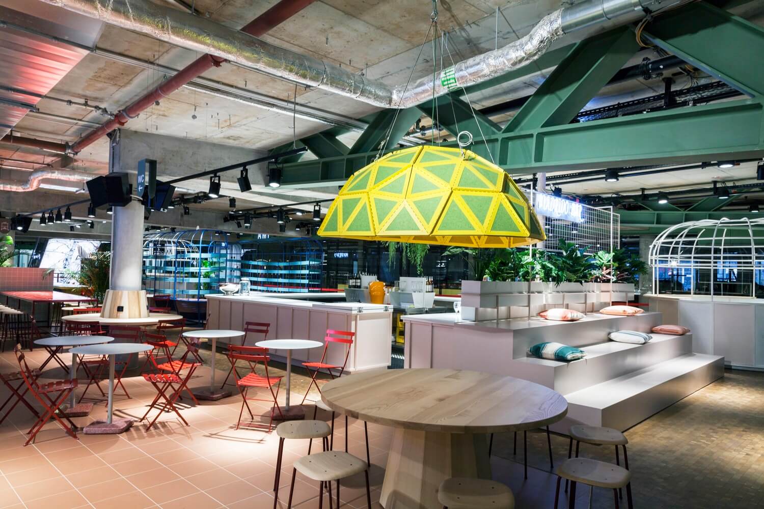 餐飲空間,餐飲設計,國外餐飲設計,德國,建築設計,美食廣場