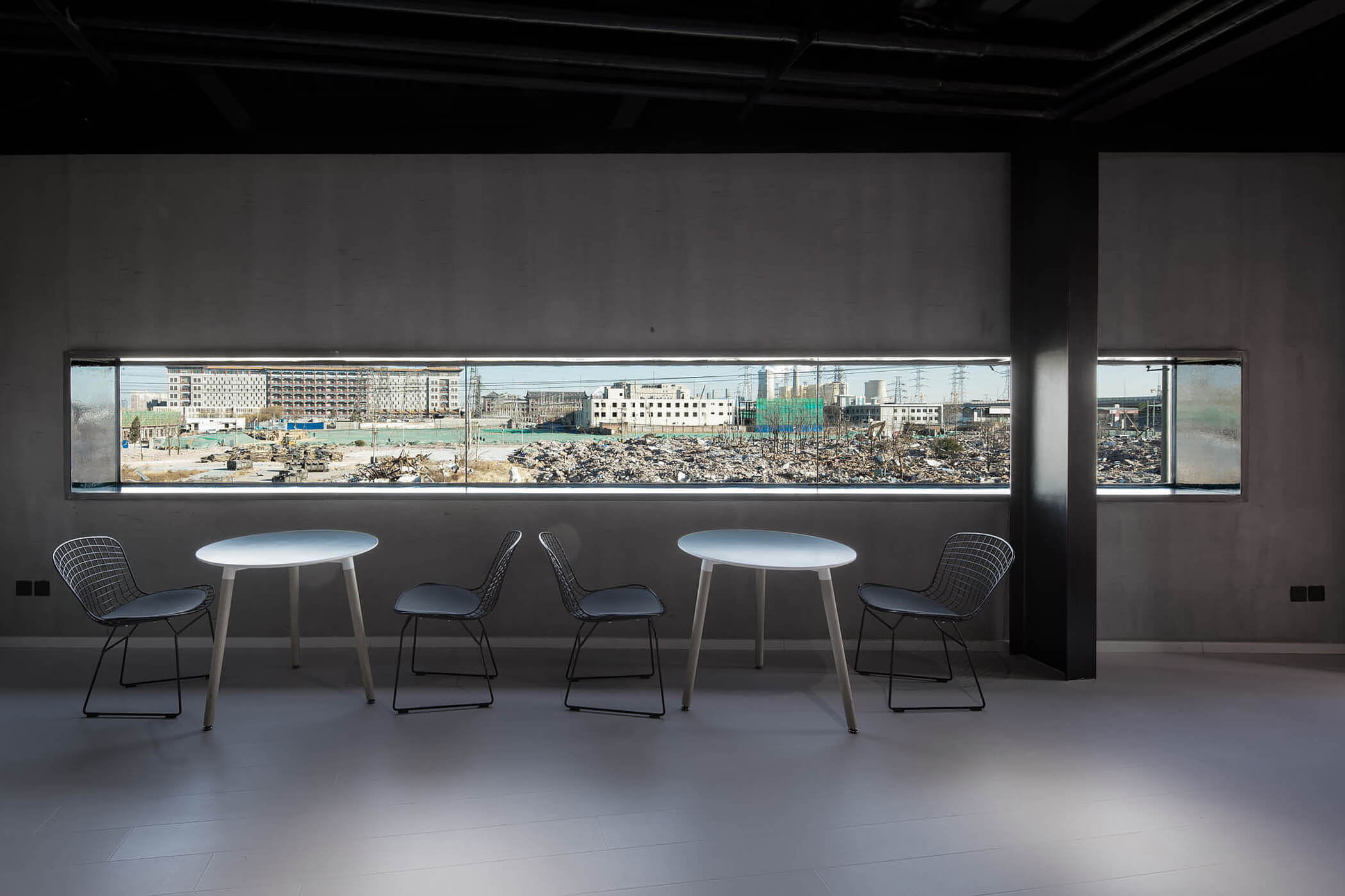 商業空間,汽車俱樂部,建築設計,建築改造,The Pit House,社交空間