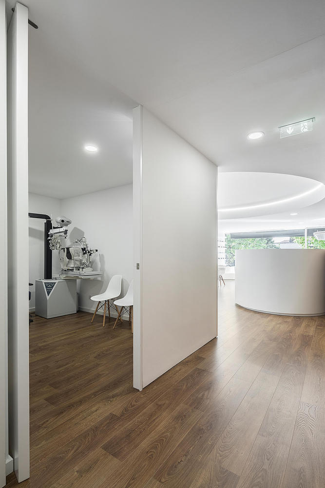 商業空間，眼鏡店設計，葡萄牙，國外商業空間設計，Tsou Arquitectos 