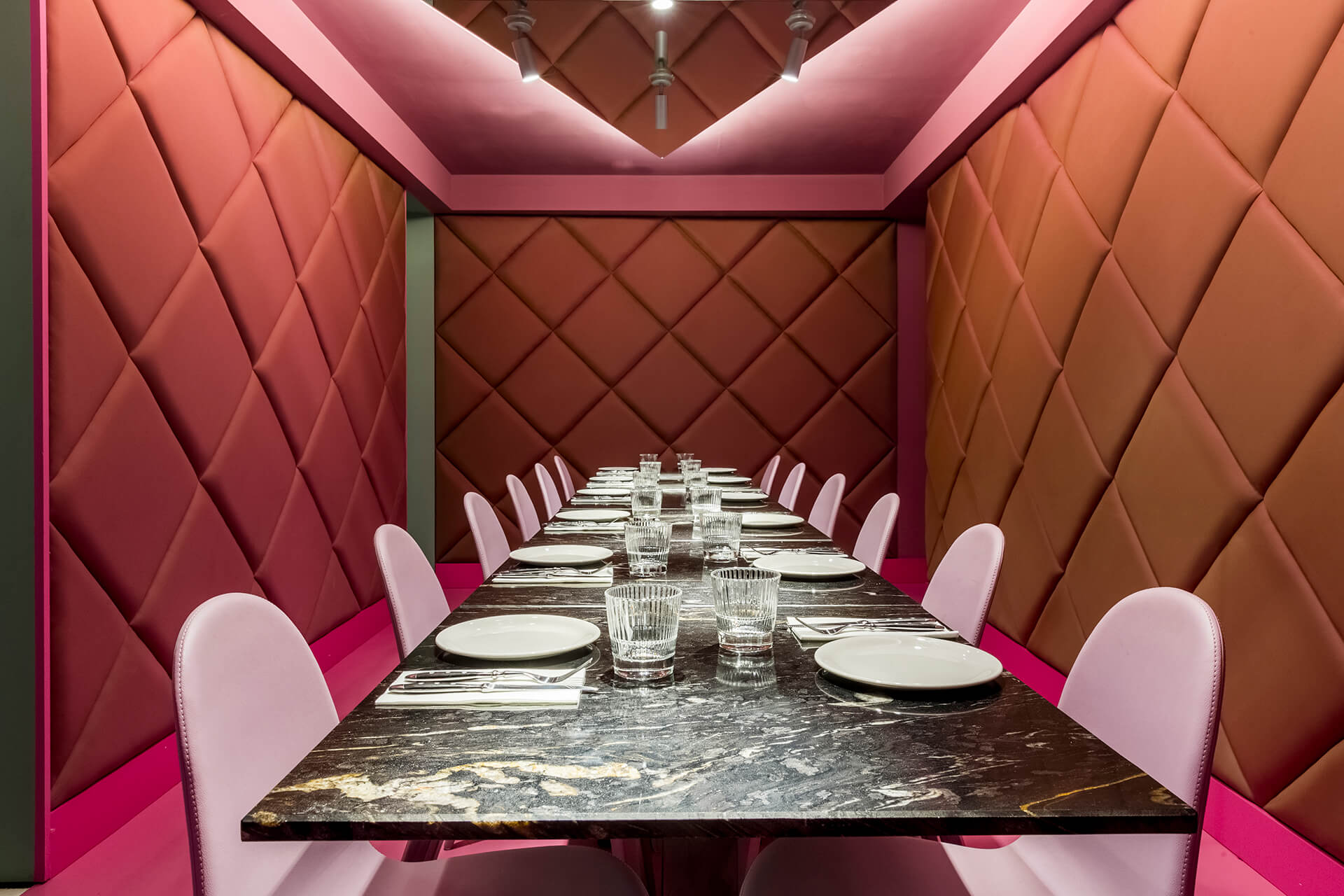 餐飲空間,馬德裏,餐廳設計,特色餐廳,彩色圖形元素