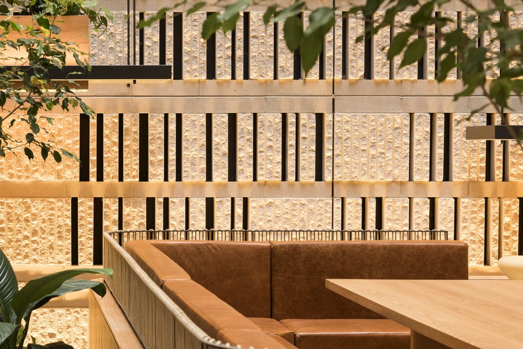 建築改造,中庭設計,大樓中庭,商務休閑空間,Bates Smart,墨爾本