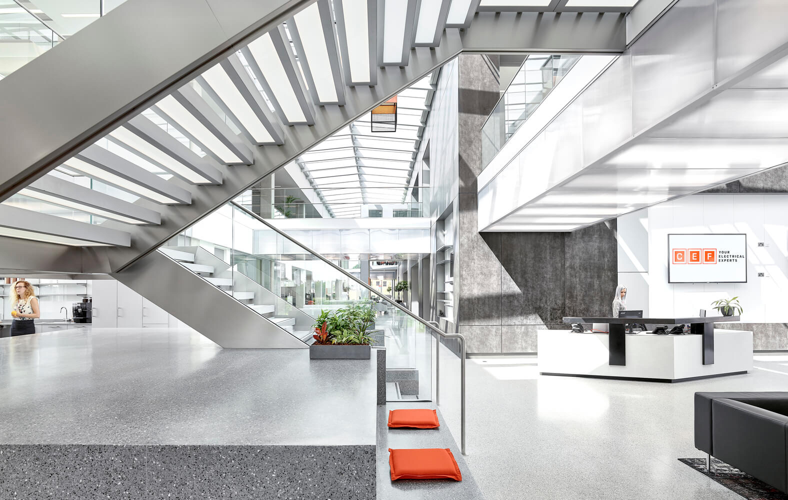 辦公空間,國外辦公設計,英國,現代風格,CEF IT總部