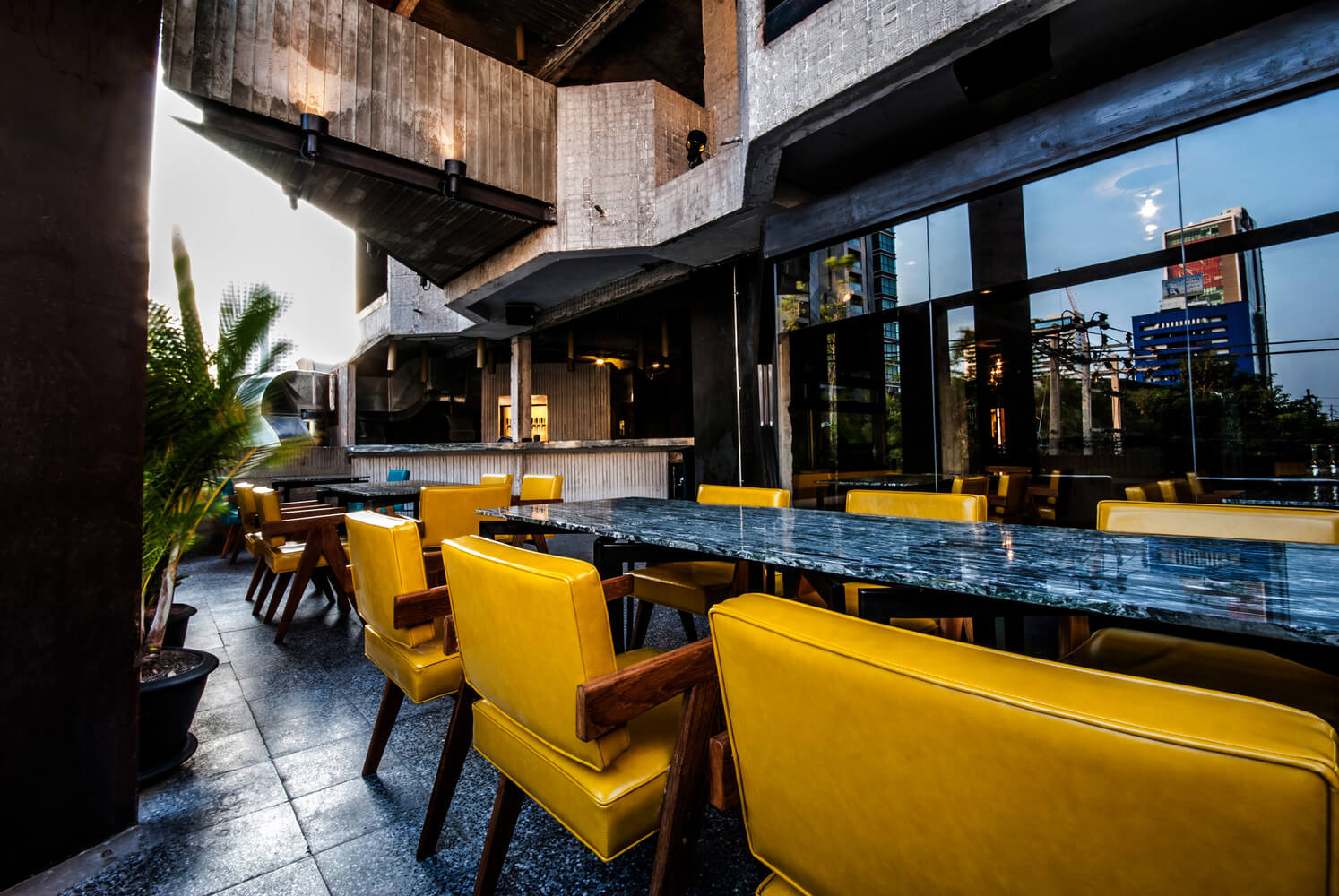 餐飲空間,國外餐廳設計,曼穀,Lump,Bunker餐廳