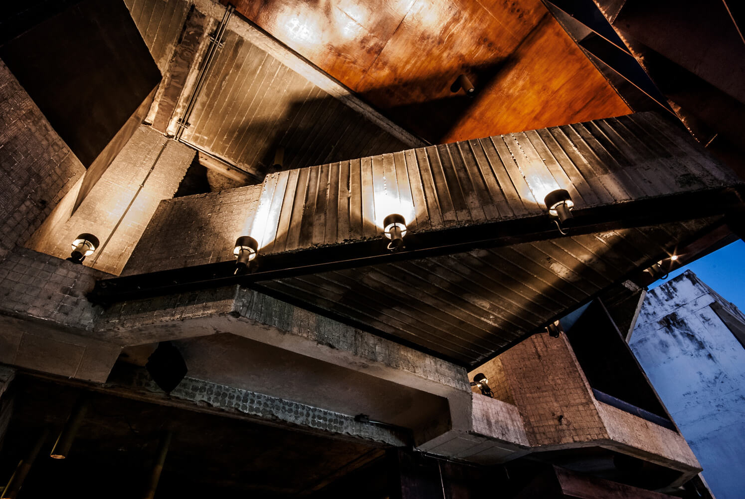 餐飲空間,國外餐廳設計,曼穀,Lump,Bunker餐廳