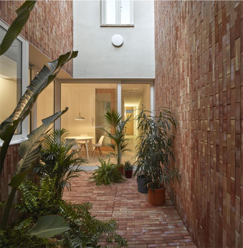Horma | 西班牙AM紅磚住宅