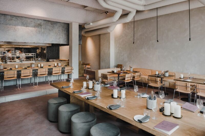 Another Office | 比利時L.E.S.S休閑餐廳