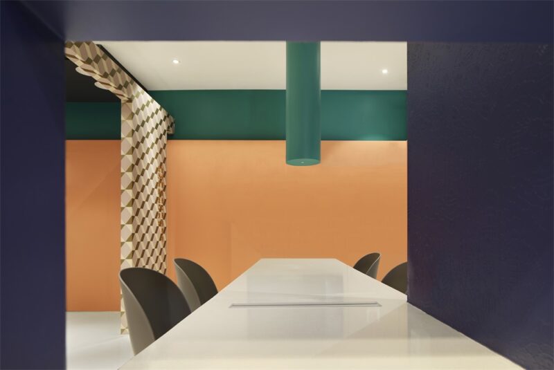 WUY&PUJU | 構色，通道裏的展廳