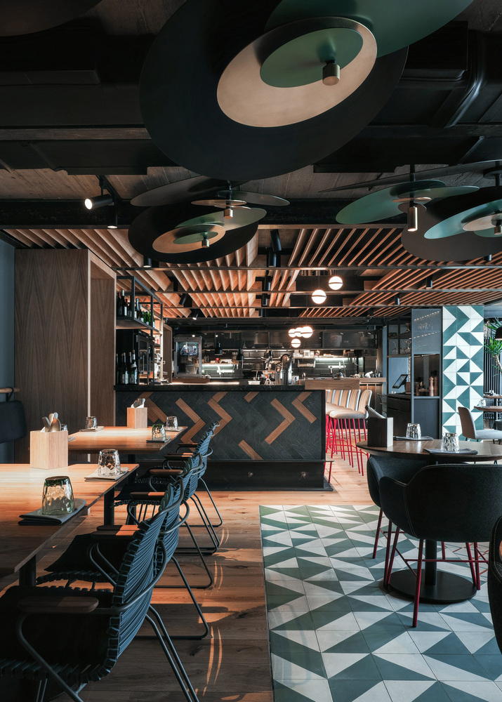 餐飲空間,國外餐廳設計,DA architecture bureau,聖彼得堡,餐廳