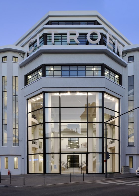 修迪建築設計，SUD Architectes，建築改造，法國，雪鐵龍Citroën，車庫改造