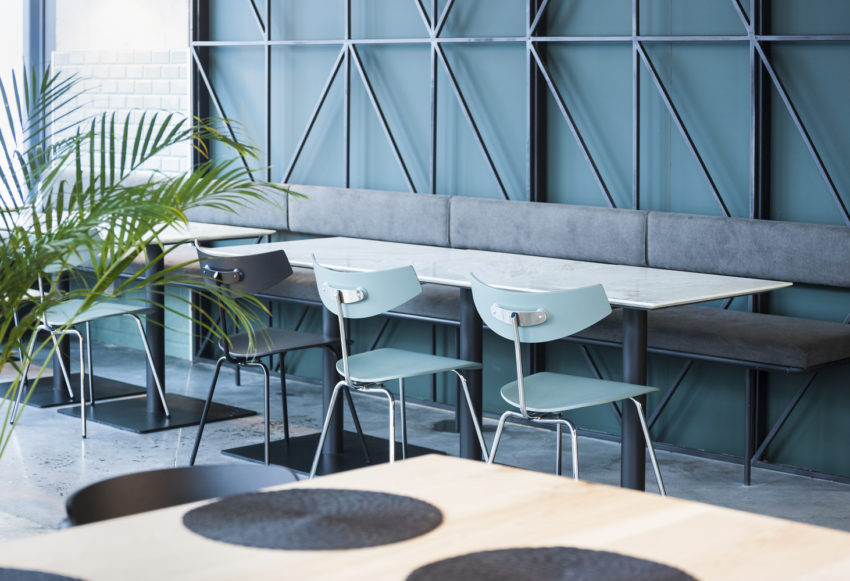 餐飲空間,國外餐廳設計,羅馬尼亞,Bogdan Ciocodeica,酒吧餐廳,美食工坊