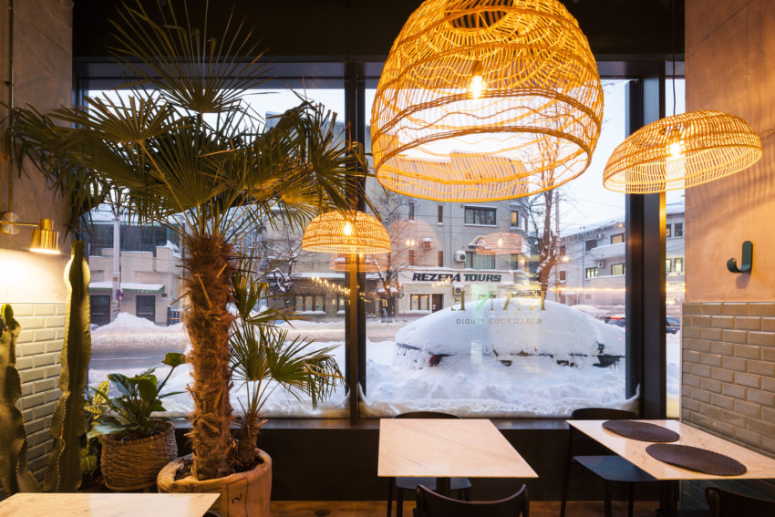 餐飲空間,國外餐廳設計,羅馬尼亞,Bogdan Ciocodeica,酒吧餐廳,美食工坊