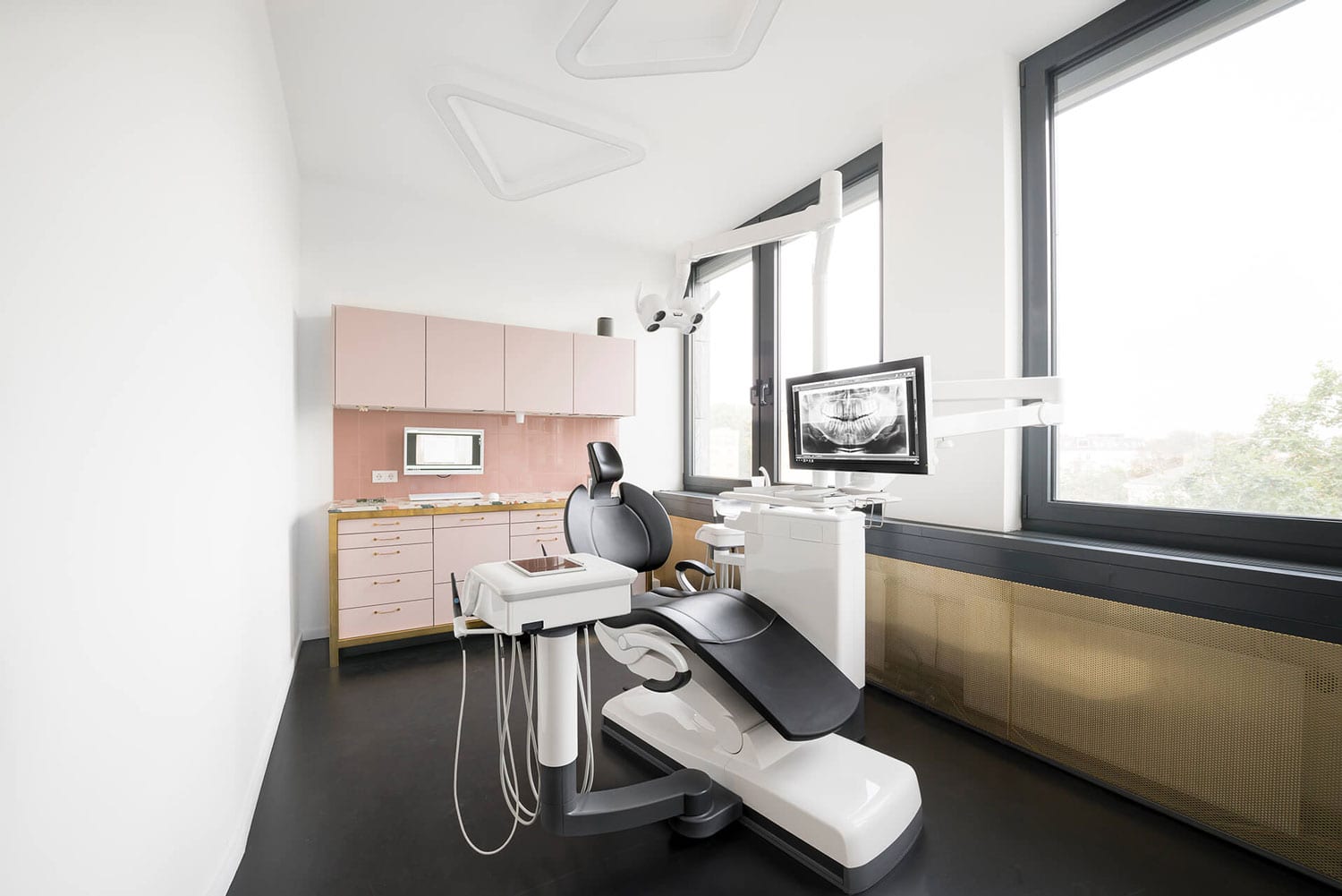 商業空間，牙醫診所，柏林，診所設計，Studio Karhard