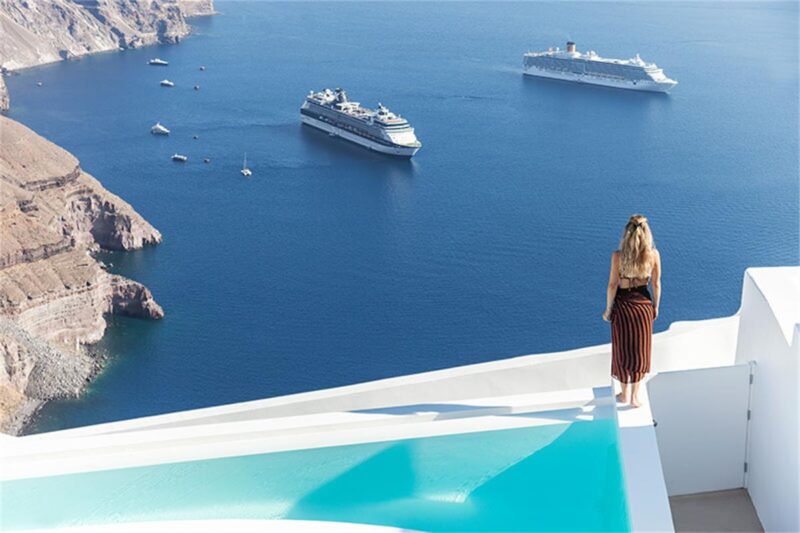 KAPSIMALIS | 希臘聖托裏尼島上的雪白別墅