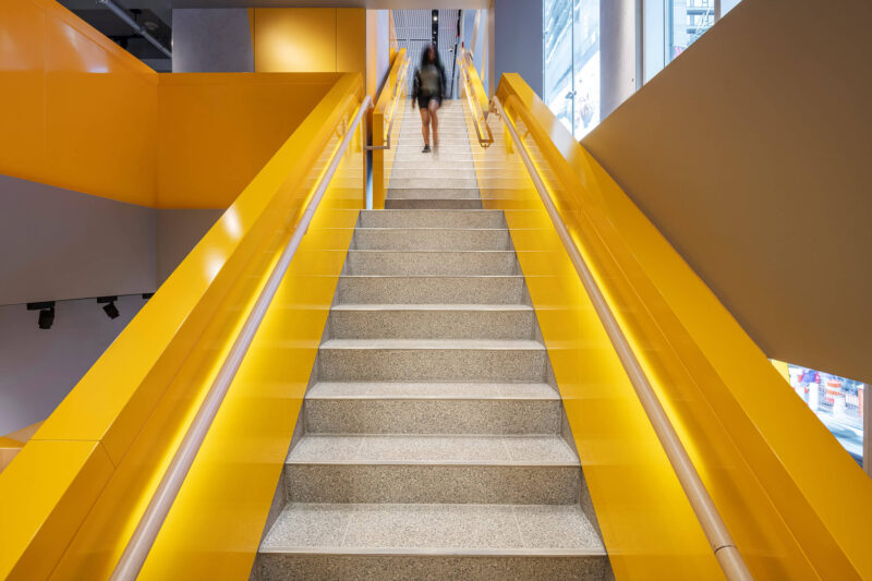 Landini Associates | 紐約時代廣場上的麥當勞