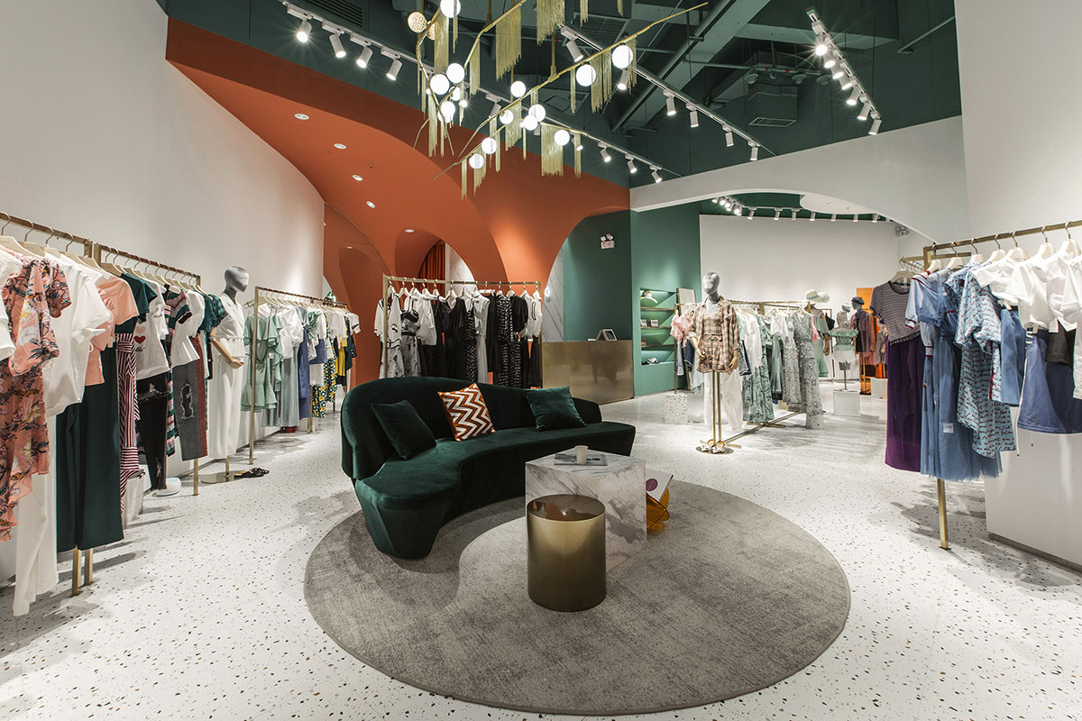 柏納德空間設計 ,女裝店設計,DOTACOKO女裝店,深圳網紅店設計,深圳女裝品牌店設計