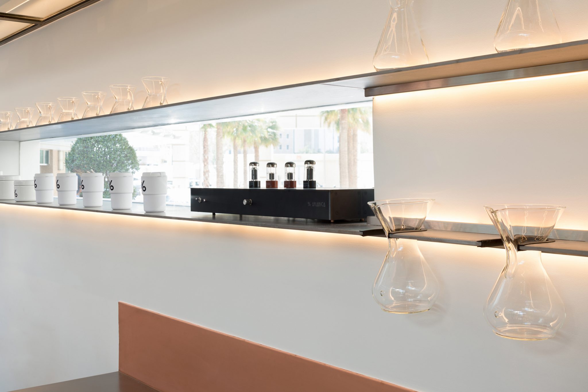 咖啡廳設計，百分號咖啡廳，%咖啡廳，% ARABICA，加藤匡毅，東海林克範，網紅咖啡廳，深圳灣萬象城%咖啡廳