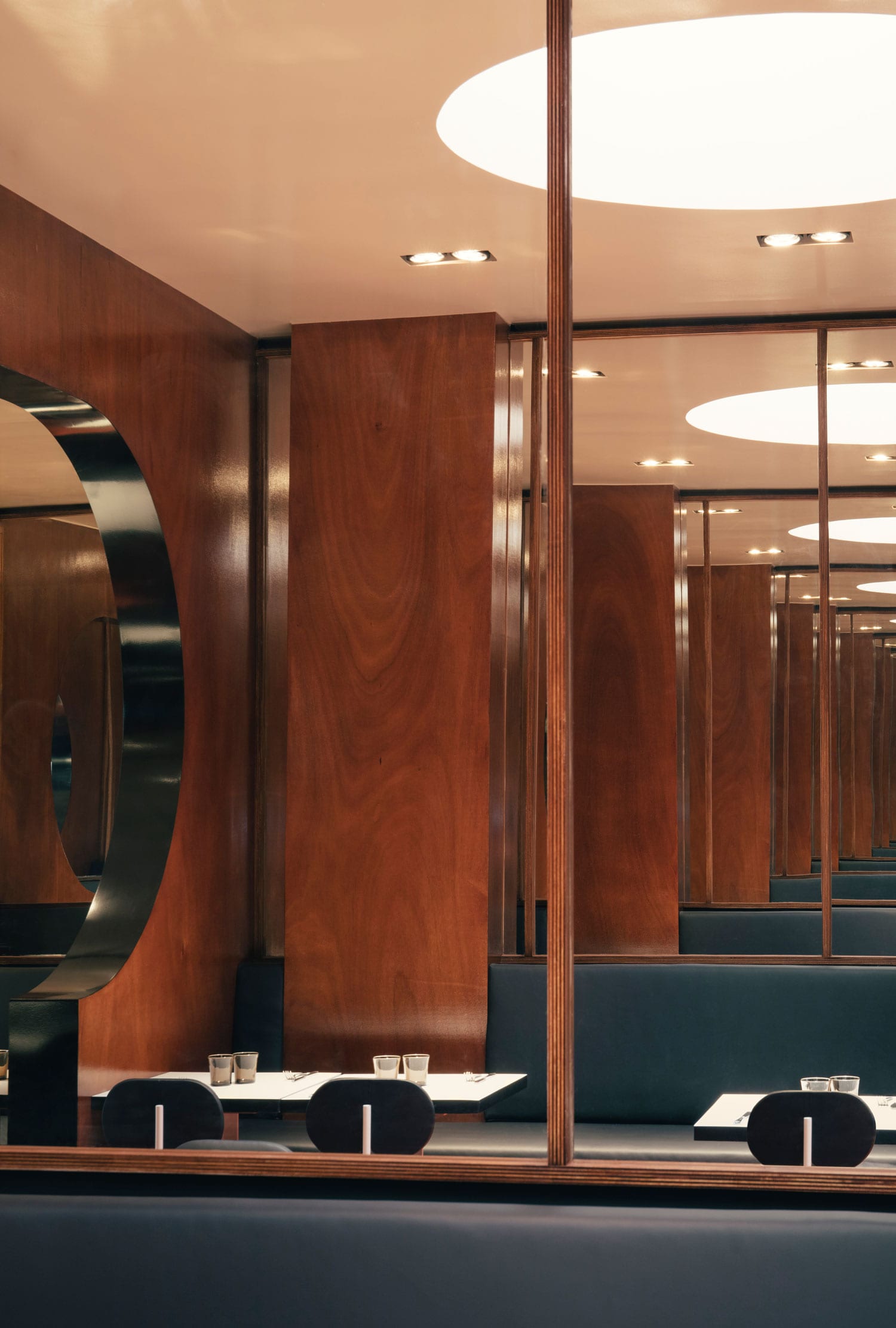 餐飲空間,巴黎,漢堡餐廳,國外餐廳設計,連鎖餐廳