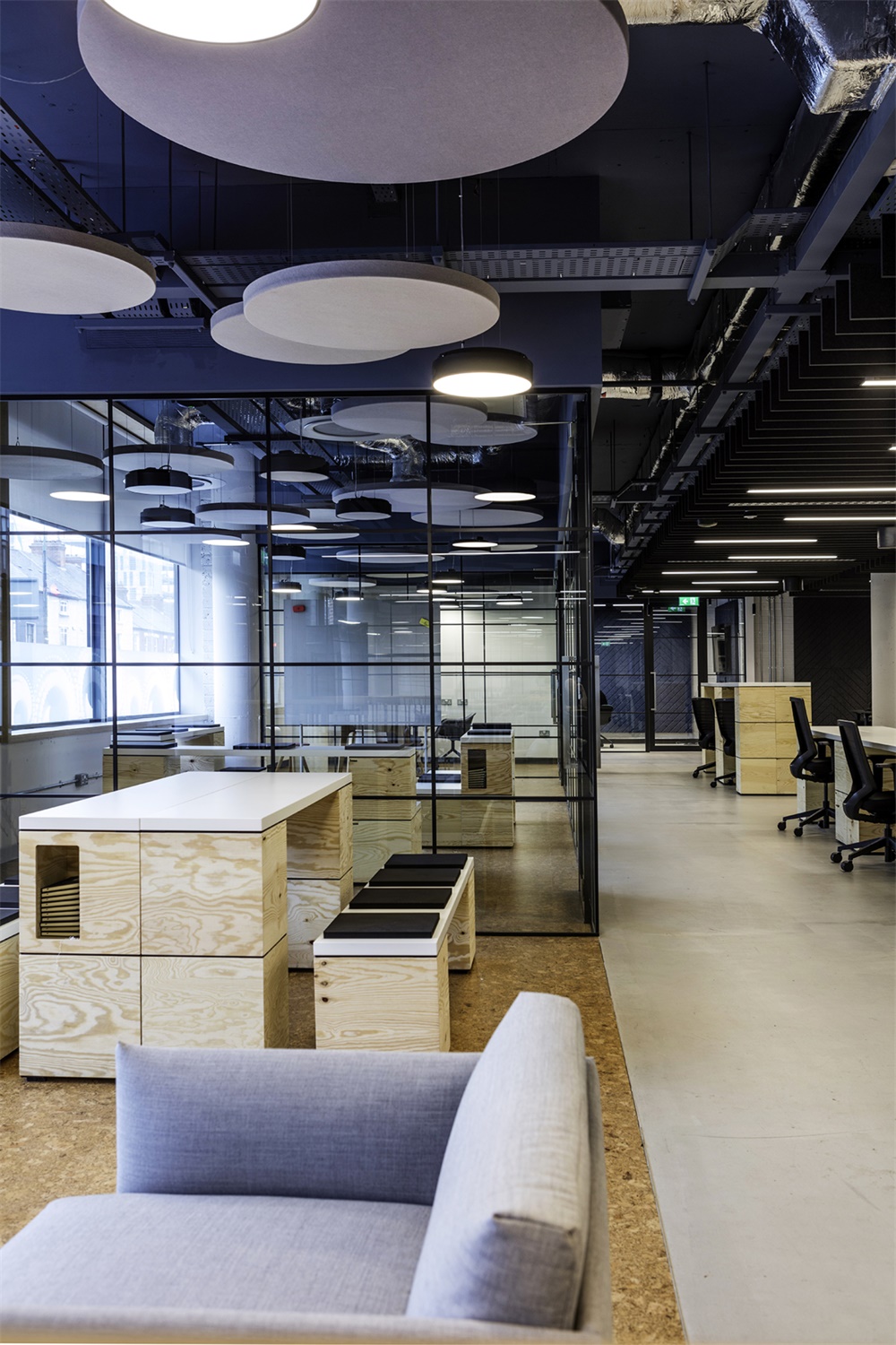 辦公空間，國外辦公室設計，工業風辦公室，科技公司辦公室，區塊鏈技術公司ConsenSys