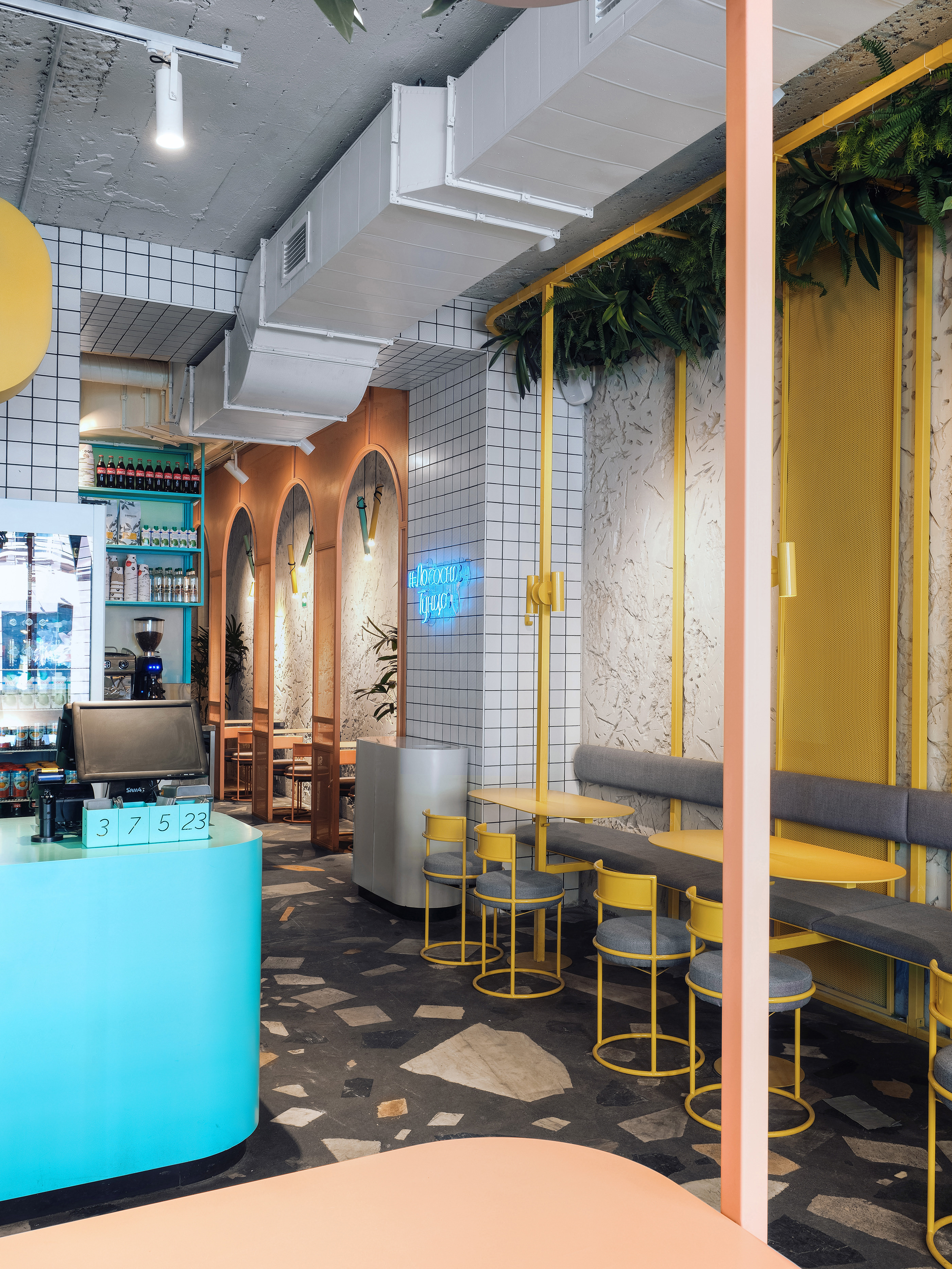 餐飲空間,夏威夷風情,聖彼得堡,小酒館,快餐店