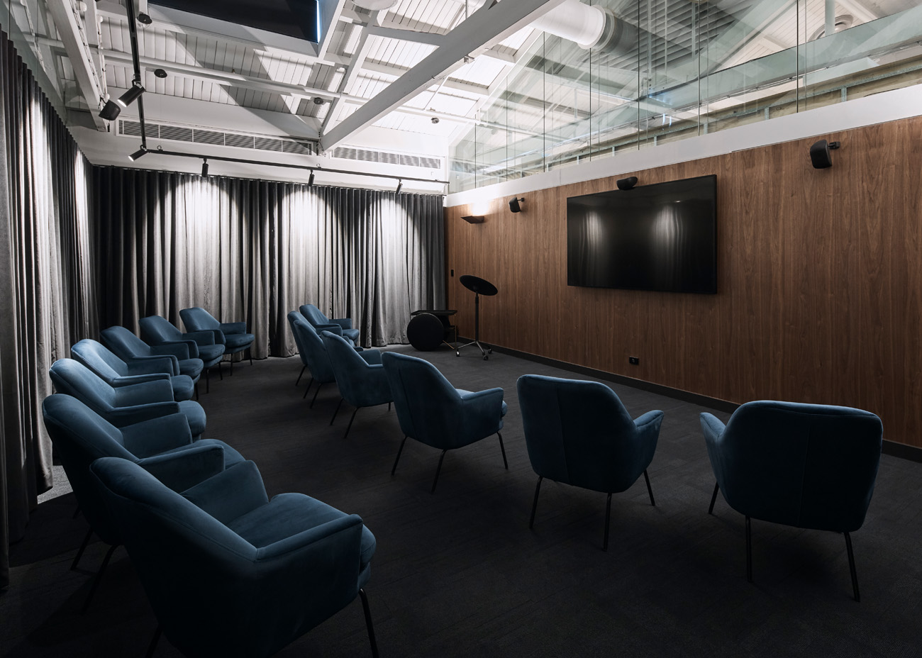 辦公空間,建築改造,通訊公司辦公室,集團辦公室