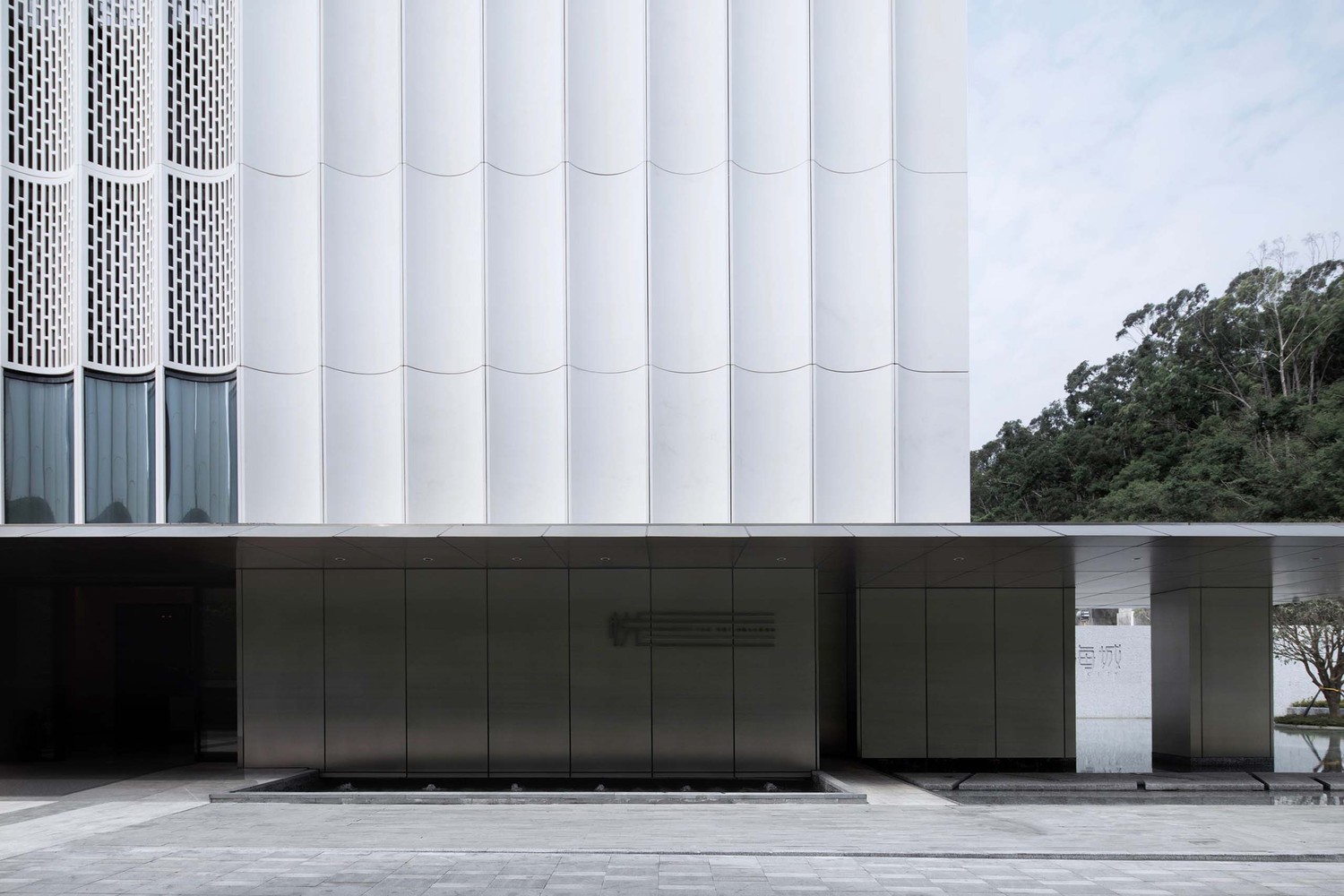 建築改造，工業改造與激活，立麵改造，BLACKhome，深圳