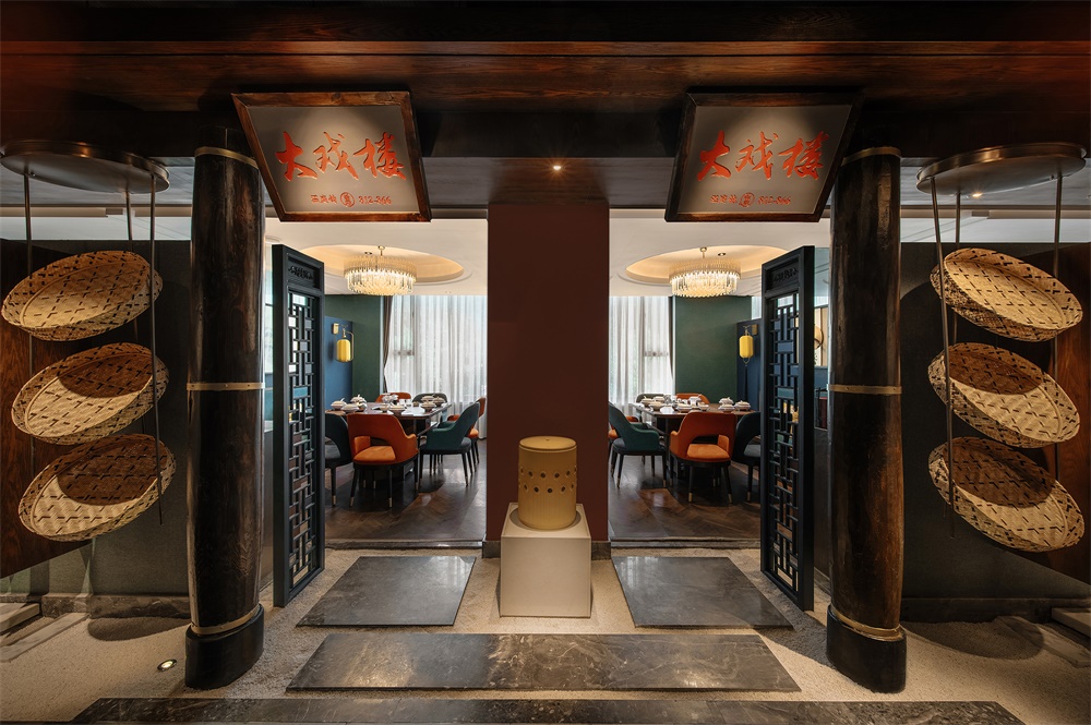 餐飲空間,成都震翅空間設計,拉薩,火鍋餐廳,菌王府菌湯火鍋