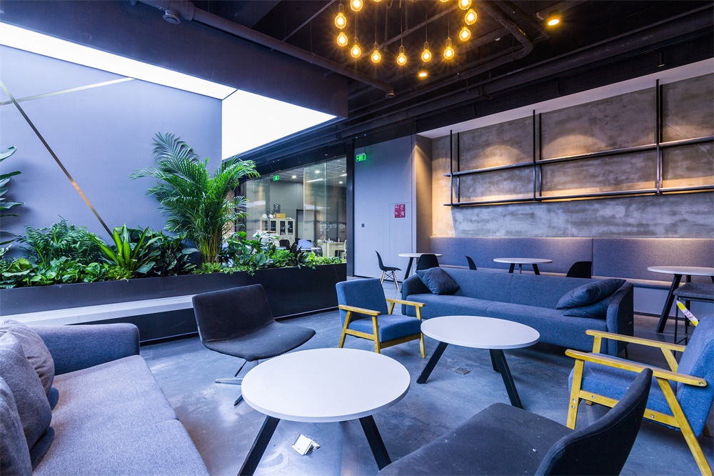 辦公空間，國內辦公室設計，總部，南京，新能源汽車辦公室，項目投稿