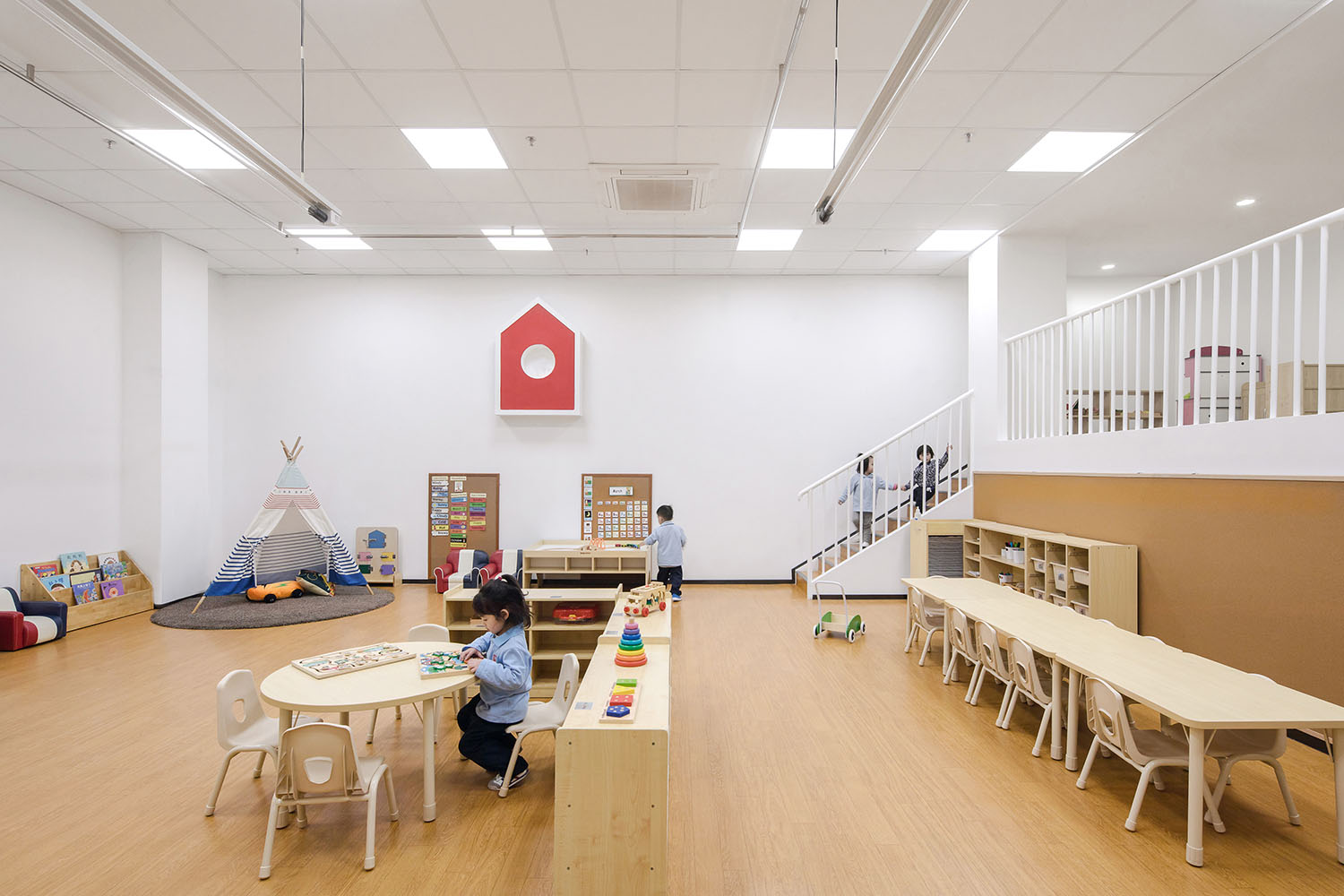 MOC DESIGN OFFICE，MOC設計，壹方中心溫莎雙語幼兒園，溫莎雙語幼兒園，幼兒園設計，兒童娛樂中心設計，項目投稿