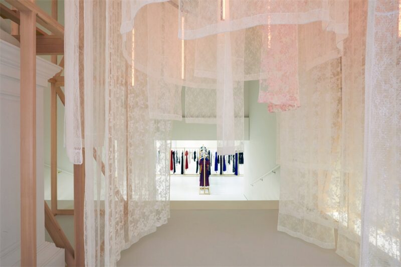 Storey Studio | 紐約Self-Portrait快閃店